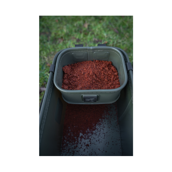 Чанта за аксесоари и стръв KORUM EVA Bait Station